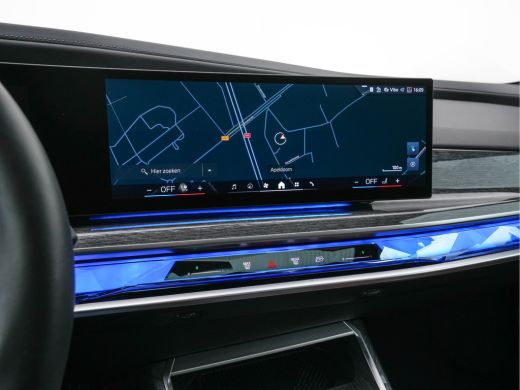 BMW i7 eDrive50 106 kWh M-Sportpack [ 3-Fase ] {SOH-97%} (INCL.BTW) *PANO | HEAD-UP | LUXURY-LEATHER | F... ActivLease financial lease