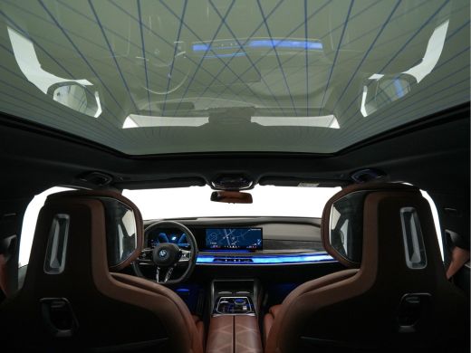 BMW i7 eDrive50 106 kWh M-Sportpack [ 3-Fase ] {SOH-97%} (INCL.BTW) *PANO | HEAD-UP | LUXURY-LEATHER | F... ActivLease financial lease