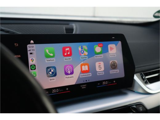 BMW X1 sDrive18i X-Line / Trekhaak / Adaptieve Cruise / 19inch / Camera / ActivLease financial lease