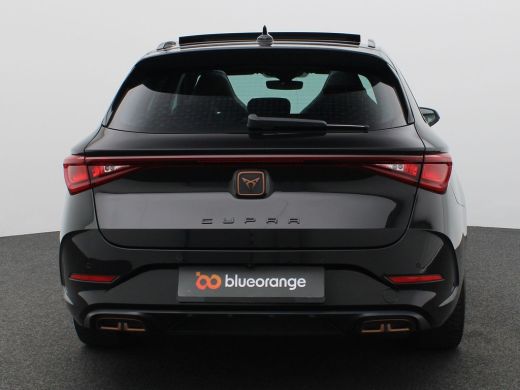 CUPRA Leon Sportstourer 1.4 e-Hybrid VZ Adrenaline 245PK DSG Pano-Schuifdak, SOH 91,93%, Stoel-Stuurverwarming, Achteruit... ActivLease financial lease
