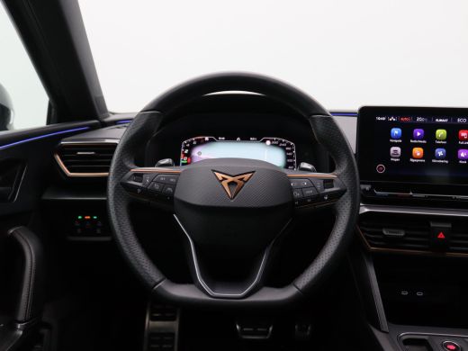 CUPRA Leon Sportstourer 1.4 e-Hybrid VZ Adrenaline 245PK DSG Pano-Schuifdak, SOH 91,93%, Stoel-Stuurverwarming, Achteruit... ActivLease financial lease