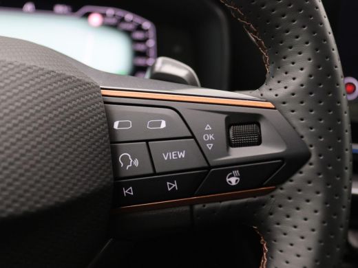 CUPRA Leon Sportstourer 1.4 e-Hybrid VZ Adrenaline 245PK DSG Pano-Schuifdak, SOH 91,93%, Stoel-Stuurverwarming, Achteruit... ActivLease financial lease