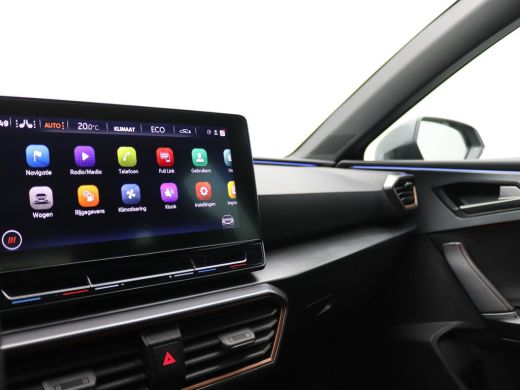 CUPRA Leon Sportstourer 1.4 e-Hybrid VZ Adrenaline 245PK DSG Pano-Schuifdak, SOH 91,93%, Stoel-Stuurverwarming, Achteruit... ActivLease financial lease