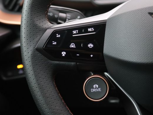 CUPRA Tavascan Business 82 kWh 286PK Trekhaak, Warmtepomp, Matrix-LED, Keyless, Achteruitrijcamera, Alarm, Virtu... ActivLease financial lease