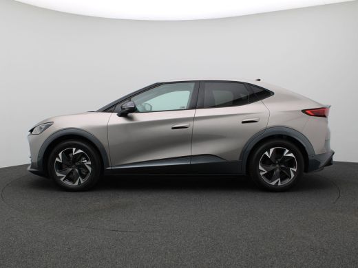 CUPRA Tavascan Business 82 kWh 286PK Trekhaak, Warmtepomp, Matrix-LED, Keyless, Achteruitrijcamera, Alarm, Virtu... ActivLease financial lease