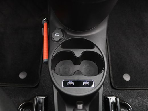 Fiat 500 1.0 Hybrid Dolcevita | Airco (automatisch) | Apple Carplay/Android Auto|telefoonintegratie premiu... ActivLease financial lease