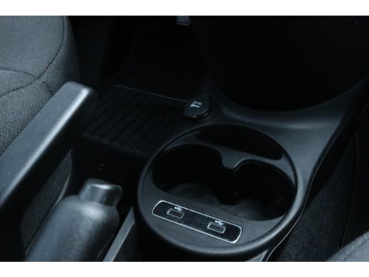 Fiat 500C 1.0 Hybrid Dolcevita Finale | Cruise Control | Carplay | Sensoren achter | Airco | LMV ActivLease financial lease