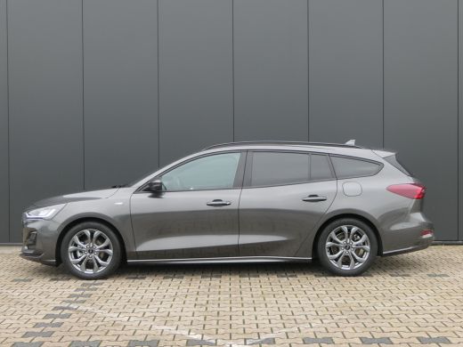 Ford Focus 1.0 EcoBoost 155pk Automaat Hybrid ST Line | Winterpack | Trekhaak | Camera | Adaptive Cruise | B... ActivLease financial lease