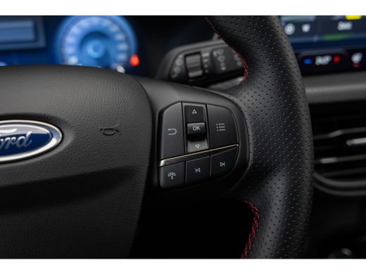 Ford Kuga 2.5 PHEV ST-Line | Black-pack | Wegklap Trekhaak | Winter-pack | 20 Inch velgen | Camera | Standk... ActivLease financial lease