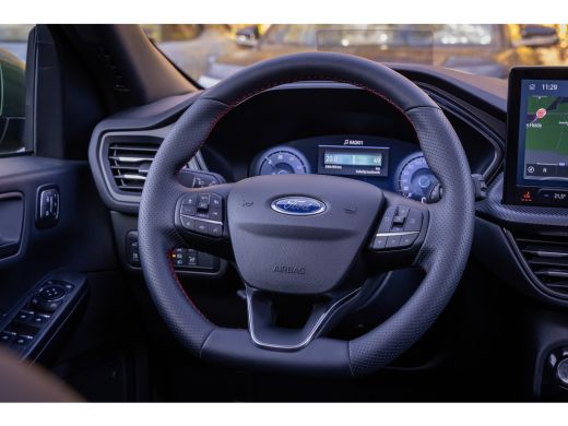 Ford Kuga 2.5 PHEV ST-Line X | Pano-dak | Wegklap Trekhaak | Full LED | Head-Up Display | 360 Camera | Wint... ActivLease financial lease