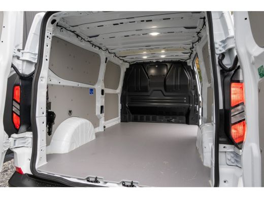 Ford Transit Custom 300 2.0 TDCI L2H1 Trend | Trekhaak ActivLease financial lease