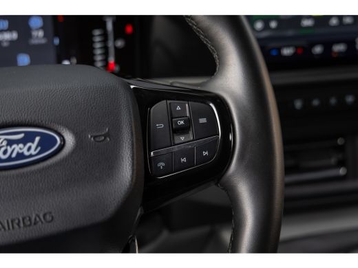 Ford Transit Custom 320 2.0 TDCI L2H1 Limited | Nieuw model | Full LED | Trekhaak | Camera | Stoelverwarming | Bijrij... ActivLease financial lease