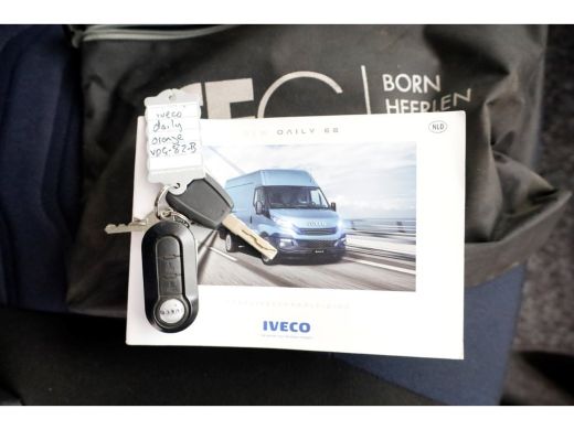 Iveco Daily 35C14 136pk Open Laadbak met laadklep en trekhaak 3500kg 10-2019 ActivLease financial lease