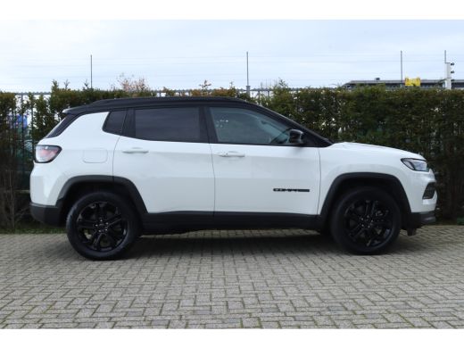 Jeep Compass 4xe 240 Plug-in Hybrid Electric Upland | Adaptieve Cruise | Stoel+Stuurverwarming | Camera | Keyl... ActivLease financial lease