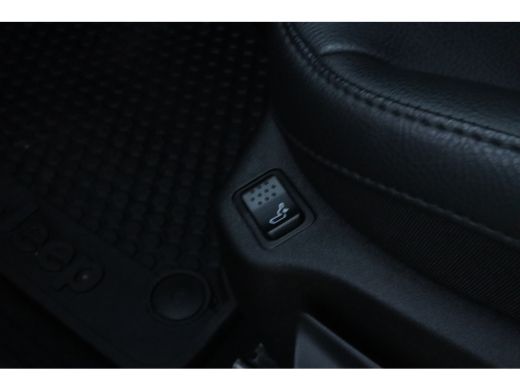 Jeep Compass 4xe 240 Plug-in Hybrid Electric Upland | Adaptieve Cruise | Stoel+Stuurverwarming | Camera | Keyl... ActivLease financial lease