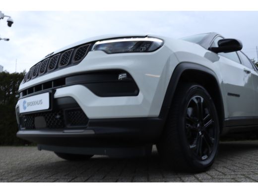 Jeep Compass 4xe 240 Plug-in Hybrid Electric Upland | Adaptieve Cruise | Stoel+Stuurverwarming | Camera | Keyl... ActivLease financial lease