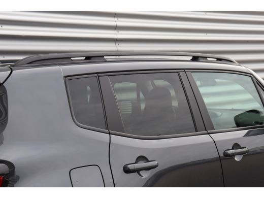 Jeep Renegade 1.5T 130PK e-HYBRID S AUTOMAAT / NAVI / LEDER / CLIMA / FULL-LED / 19" LMV / CAMERA / KEYLESS / W... ActivLease financial lease