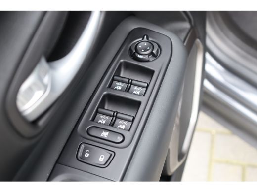 Jeep Renegade 1.5T 130PK e-HYBRID S AUTOMAAT / NAVI / LEDER / CLIMA / FULL-LED / 19" LMV / CAMERA / KEYLESS / W... ActivLease financial lease