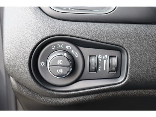 Jeep Renegade 1.5T 130PK e-HYBRID S AUTOMAAT / NAVI / LEDER / CLIMA / FULL-LED / 19" LMV / CAMERA / KEYLESS / W... ActivLease financial lease