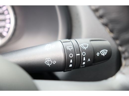 Jeep Renegade 1.5T 130PK e-HYBRID S AUTOMAAT / NAVI / LEDER / CLIMA / FULL-LED / 19" LMV / CAMERA / KEYLESS / W... ActivLease financial lease