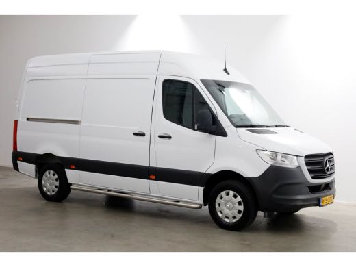 Mercedes-Benz Sprinter 315 CDI 150pk RWD L2H2 Airco/Trekhaak 3500kg 03-2023 ActivLease financial lease