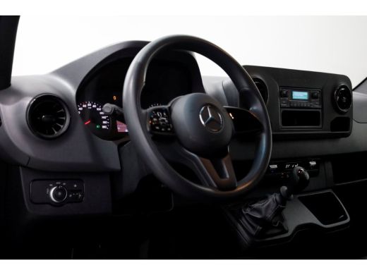 Mercedes-Benz Sprinter 315 CDI 150pk RWD L2H2 Airco/Trekhaak 3500kg 03-2023 ActivLease financial lease