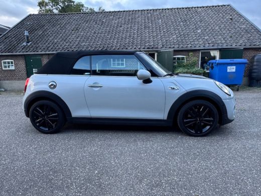 Mini Cooper S Cabrio 2.0 Cooper S 192Pk JCW AUTOMAAT XENON UNION JACK NAVI ECC 96000KM!!! ActivLease financial lease