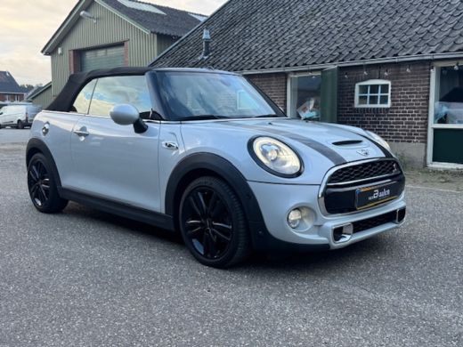 Mini Cooper S Cabrio 2.0 Cooper S 192Pk JCW AUTOMAAT XENON UNION JACK NAVI ECC 96000KM!!! ActivLease financial lease