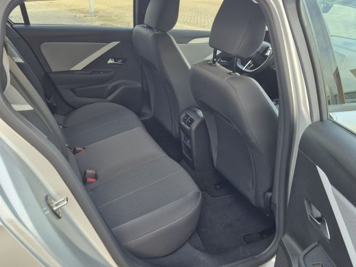 Opel Astra Sports Tourer 1.6 TURBO 180PK HYBRID | AUTOMAAT | Parkeersensoren rondom | Adaptieve cruise contr... ActivLease financial lease