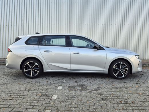 Opel Astra Sports Tourer 1.6 TURBO 180PK HYBRID | AUTOMAAT | Parkeersensoren rondom | Adaptieve cruise contr... ActivLease financial lease