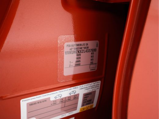 Opel Corsa-e Elegance 50 kWh [ 3-Fase ] {SOH-94%} (INCL-BTW) Aut. *FULL-LED | DIGI-COCKPIT | LEATHER-MICROFIBR... ActivLease financial lease