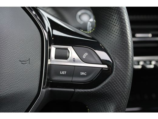Peugeot 2008 1.2 PureTech GT-Line | Navigatie | Camera | Panorama/schuifdak | Stoelverwarming | Alarm | Full L... ActivLease financial lease