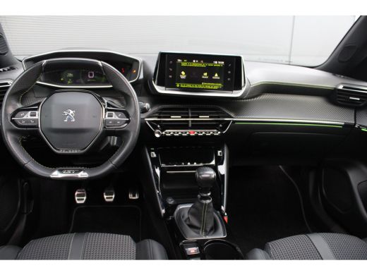 Peugeot 2008 1.2 PureTech GT-Line | Navigatie | Camera | Panorama/schuifdak | Stoelverwarming | Alarm | Full L... ActivLease financial lease