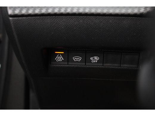 Peugeot 2008 1.2 PureTech GT-Line | Navigatie | Camera | Panorama/schuifdak | Stoelverwarming | Alarm | Full L... ActivLease financial lease