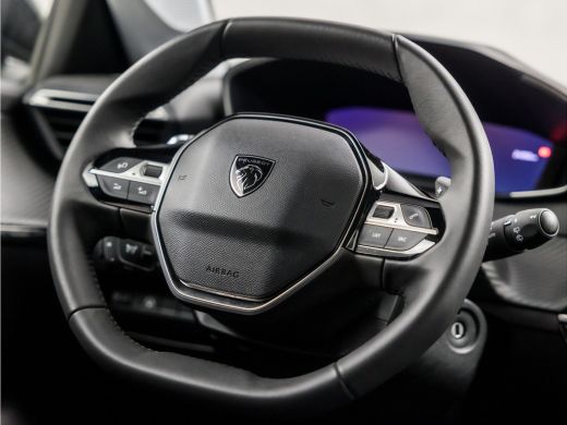 Peugeot 208 Hybrid 100 e-DCS6 Allure Automaat (VIRTUAL COCKPIT, APPLE CARPLAY, GROOT NAVI, 360 CAMERA, LEDER,... ActivLease financial lease
