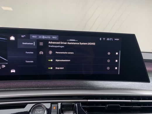 Peugeot 3008 Hybrid 136 GT Airco | Camera | Cruise Control Adaptief | DAB | LED | Navi | Stoel&Stuur-verwarming | ActivLease financial lease