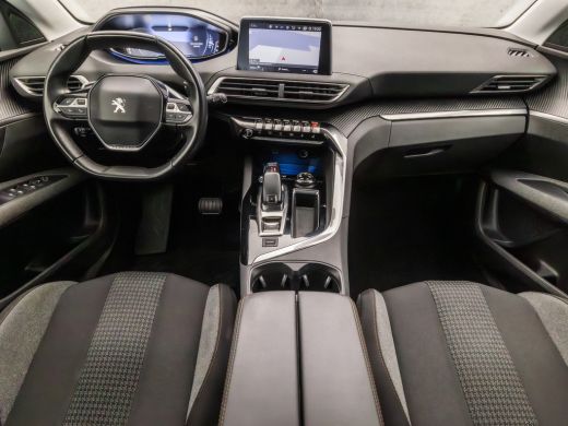 Peugeot 5008 1.2 PureTech Sport 7 Persoons Automaat (APPLE CARPLAY, GROOT NAVI, STOELVERWARMING, KEYLESS, GETI... ActivLease financial lease