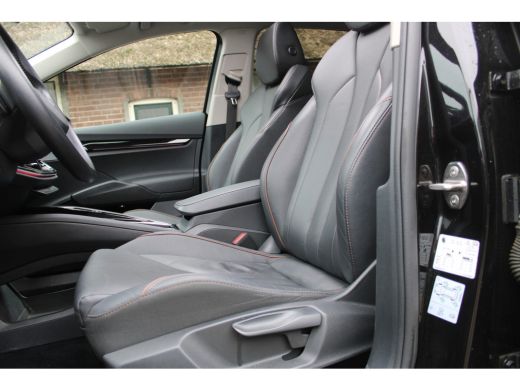 Skoda Enyaq iV 80 First Edition LEER PANO SOH 93% CRYSTAL LED ActivLease financial lease