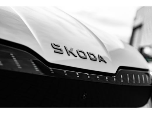 Skoda Enyaq iV 85 Business Edition | Pano| 20 inch| Maxx-Pakket | Bestuurdersstoel met massage | Elektrisch vers... ActivLease financial lease