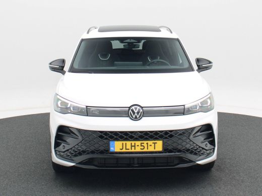 Volkswagen Tiguan 1.5 eTSi 150 Pk Automaat R-Line Edition | Black Style | Panoramadak | Trekhaak | Harman/Kardon | ... ActivLease financial lease