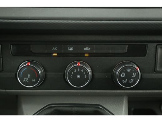 Volkswagen Transporter 2.0 TDI L1H1 | 140PK | Airco | 3-Zits | Parkeersens. | Elektrpakket ActivLease financial lease