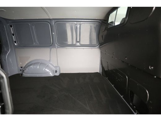Volkswagen Transporter 2.0 TDI L1H1 | 140PK | Airco | 3-Zits | Parkeersens. | Elektrpakket ActivLease financial lease