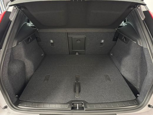 Volvo  EX40 Single Motor Extended Range Ultra 82 kWh | Apple Carplay/Android Auto|telefoonintegratie premium ... ActivLease financial lease