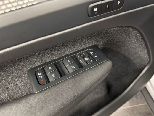 Volvo  EX40 Single Motor Extended Range Ultra 82 kWh | Apple Carplay/Android Auto|telefoonintegratie premium ... ActivLease financial lease