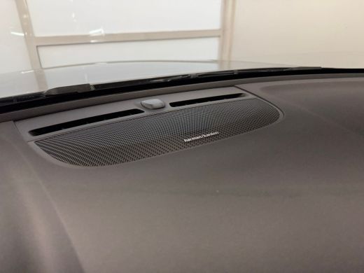 Volvo  EX40 Single Motor Extended Range Ultra 82 kWh | Apple Carplay/Android Auto|telefoonintegratie premium ... ActivLease financial lease