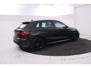 Audi A3 Sportback 30 TFSI S edition Automaat, Navigatie, Must see!
