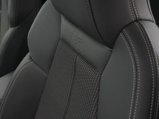 Audi A3 Sportback 35 TFSI 150 pk S edition Facelift, S Line, PDC, Optiek zwart plus, 19 inch Demo Robert ... ActivLease financial lease