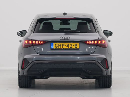 Audi A3 Sportback 35 TFSI 150 pk S edition Facelift, S Line, PDC, Optiek zwart plus, 19 inch Demo Robert ... ActivLease financial lease