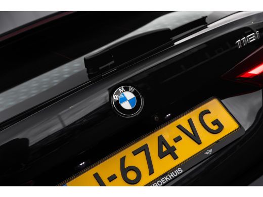 BMW 1 Serie 118i Executive Edition | Automaat | Carplay | Camera | Cruise Control ActivLease financial lease