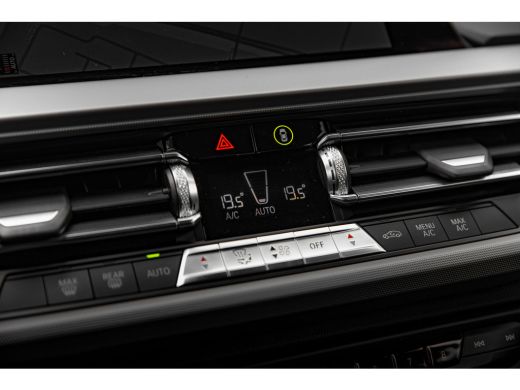 BMW 1 Serie 118i Executive Edition | Automaat | Carplay | Camera | Cruise Control ActivLease financial lease